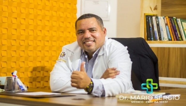 Dr. Mário Sérgio parabeniza irmãs teixeirenses que passam em Medicina na UFRJ