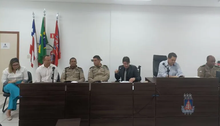 Reunião da Polícia Militar com Justiça Eleitoral aborda ações para as eleições em Teixeira de Freitas