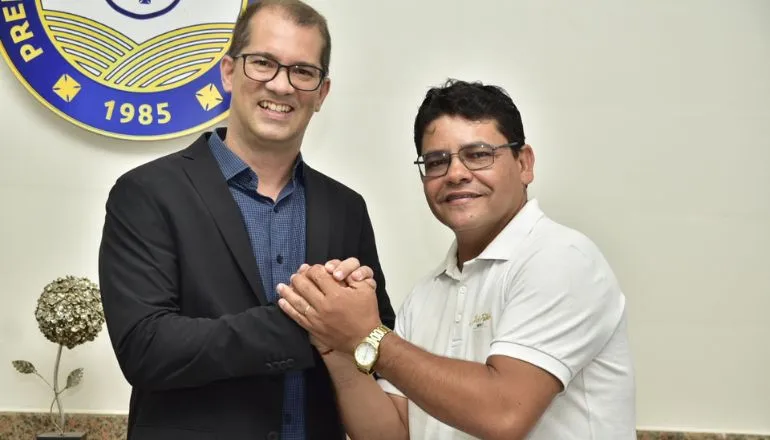 João Garçon destaca parceria em prol de Teixeira de Freitas durante encontro com o prefeito Marcelo Belitardo