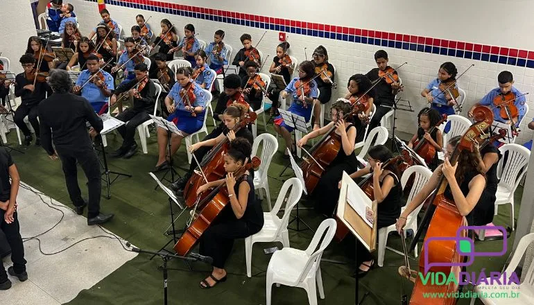 Colégio Militar Anísio Teixeira realiza formatura do PROERD com premiações