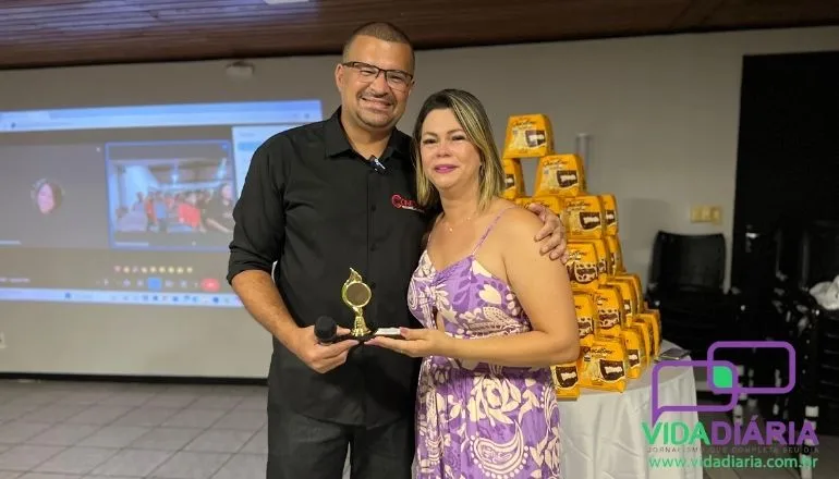 Emoção, alegria, troféus, chocotones e muito mais: Conexão Bahia realizou momento de confraternização e homenagens com os colaboradores