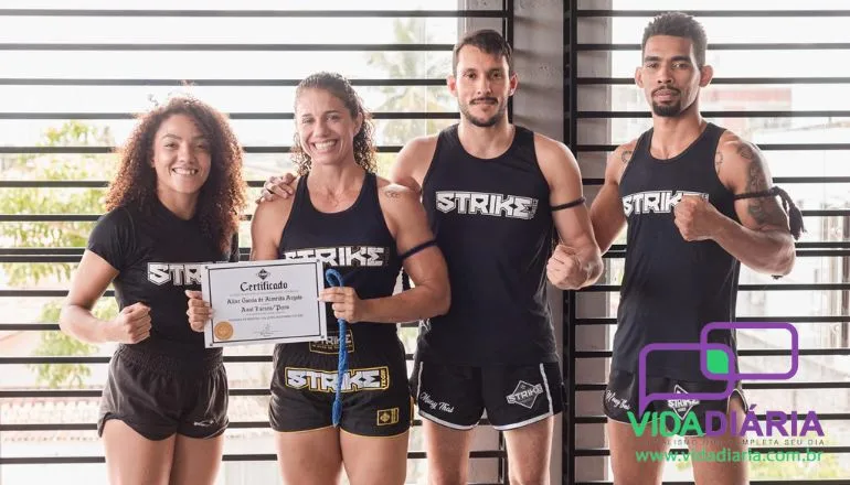 Escola Strike Team realiza neste ano a 12ª graduação de Muay Thai com 28 alunos em Teixeira de Freitas