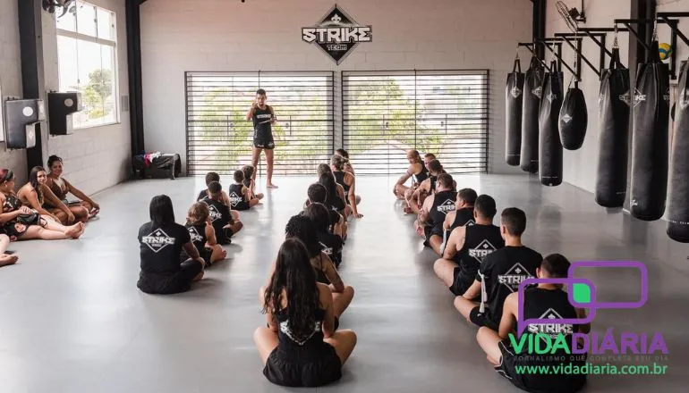 Escola Strike Team realiza neste ano a 12ª graduação de Muay Thai com 28 alunos em Teixeira de Freitas