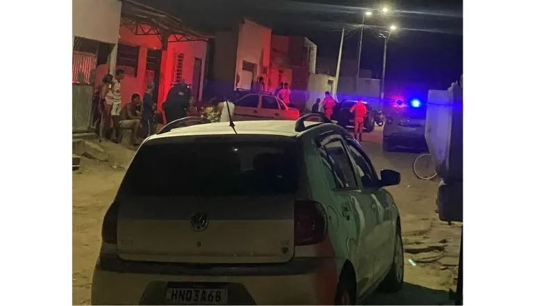 Mulher é morta a tiros dentro de casa no bairro Castelinho, em Teixeira de Freitas