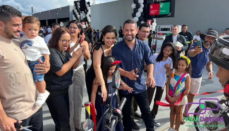 Dia de emoção: Posto de Combustível Colina 5JC é inaugurado e movimenta o bairro
