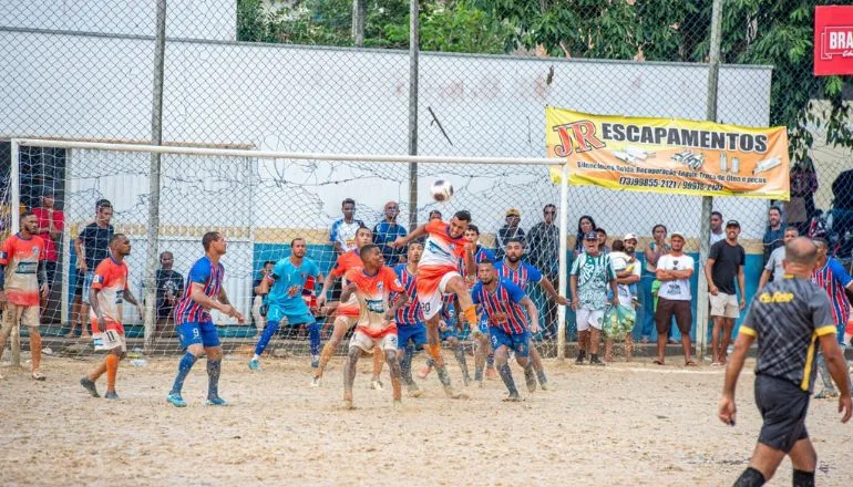Prefeitura de Teixeira de Freitas celebrou o 1º de Maio com esporte, geração de renda e cidadania; confira