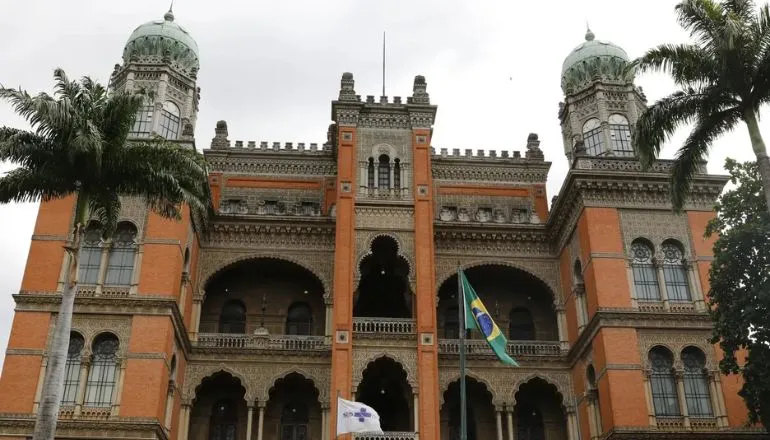 Covid-19: vacina de RNA da Fiocruz tem eficácia em testes com animais