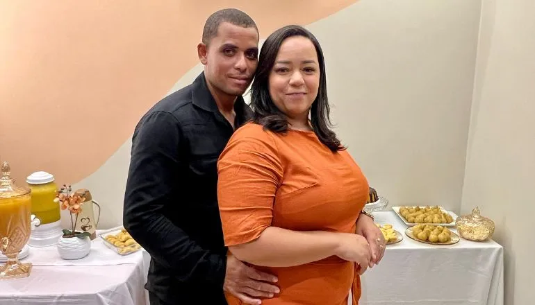 Inauguração da Podoclin e Estética: Ação de Graças marca nova fase para Raiane Cerqueira em Teixeira de Freitas