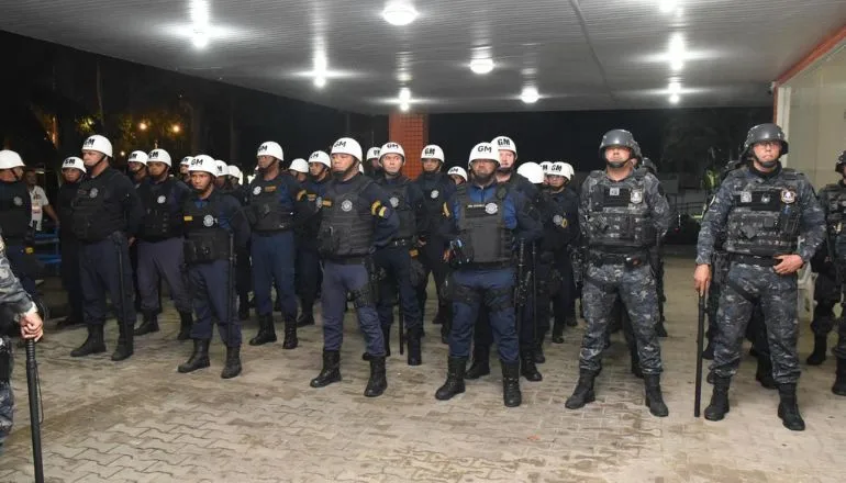 Milhares de foliões celebraram segundo dia da Micareta de Teixeira; entenda a relação com o axé music