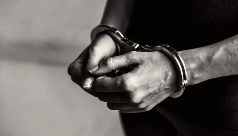 Pastor é preso suspeito de estuprar e engravidar adolescente com deficiência intelectual na BA