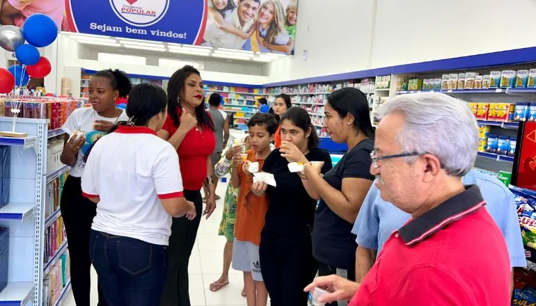 Drogaria Popular comemora cinco anos com nova sede, bênção especial e dia de festa no Colina Verde