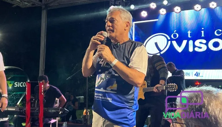 CDL de Teixeira de Freitas celebra 41 anos com grande festa e lança campanha de Natal