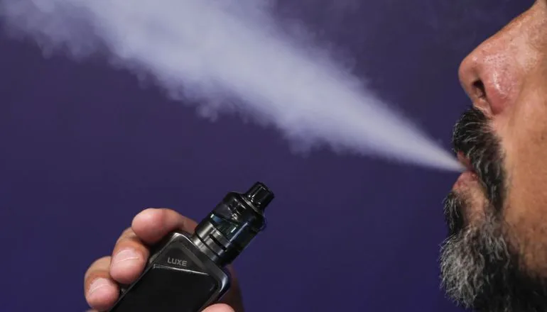 Dia Mundial sem Tabaco alerta para uso de cigarros eletrônicos