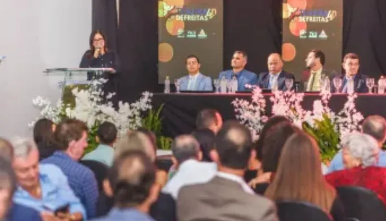 Câmara Municipal realiza grande evento em homenagem aos 40 anos de emancipação política de Teixeira de Freitas