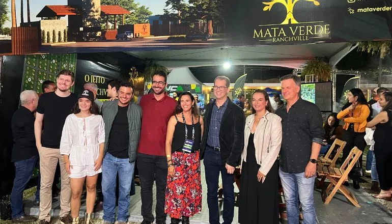 Abertura da FENEC movimenta Teixeira de Freitas e destaca potencial econômico da região
