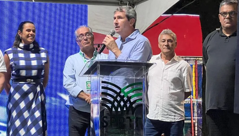 Abertura da FENEC movimenta Teixeira de Freitas e destaca potencial econômico da região