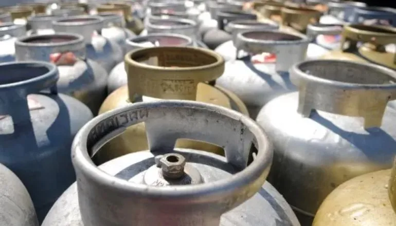 Preço do gás de cozinha tem queda de 5,5% e deve ficar mais barato na Bahia