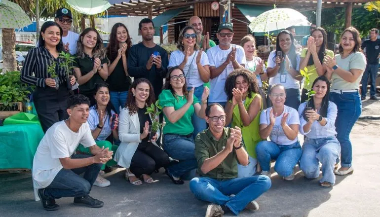 Prefeitura de Teixeira de Freitas inicia Mês do Meio Ambiente com drive thru de mudas nativas da Mata Atlântica; confira programação