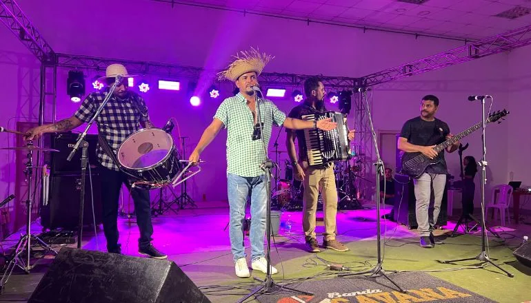 18º Forró do Grupo Chama: Uma Noite de Sucesso, Tradição e Solidariedade