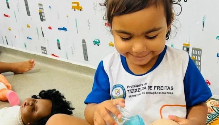Creches e escolas municipais de Educação Infantil celebram a ‘Semana do Brincar’ em Teixeira de Freitas