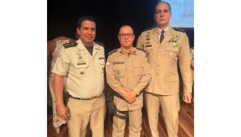 Oficiais são promovidos e recebem reconhecimento por dedicação e compromisso com a segurança pública