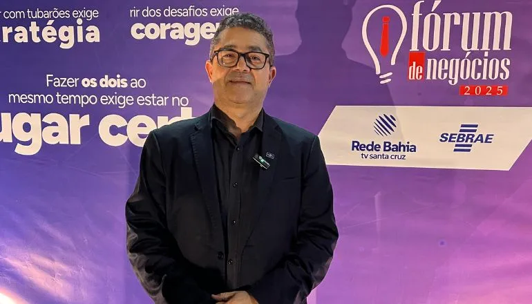 Fórum de Negócios reúne mais de 1.400 pessoas em Teixeira de Freitas com Camila Farani e Bruno Romano
