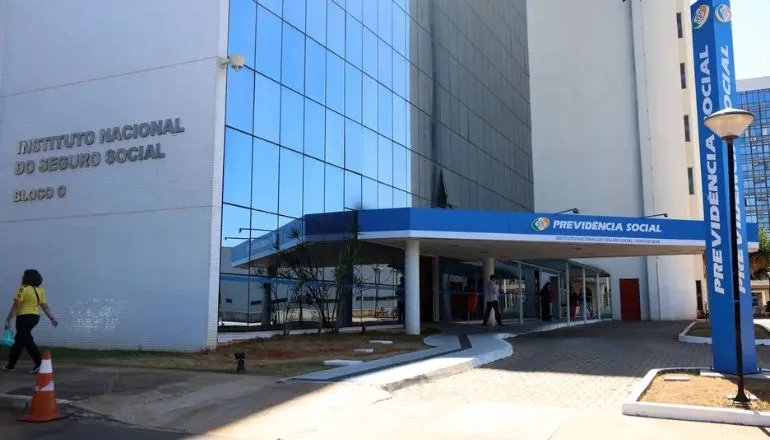 Aposentados têm até 14 de novembro para aderir ao plano de devolução