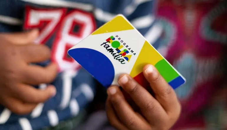Caixa paga Bolsa Família a beneficiários com NIS de final 4