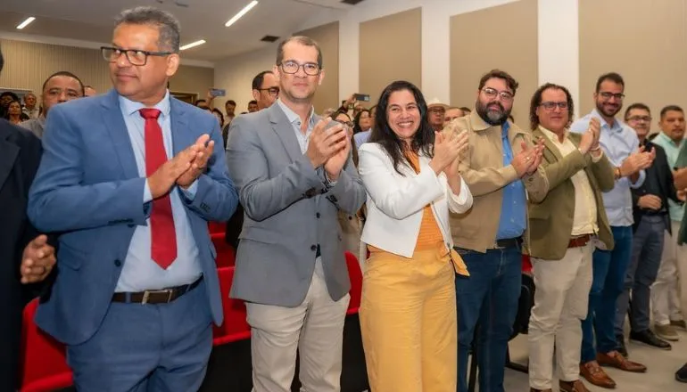 Teixeira de Freitas recebe Caravana do CrediBahia em encontro que fortalece o empreendedorismo e a economia solidária