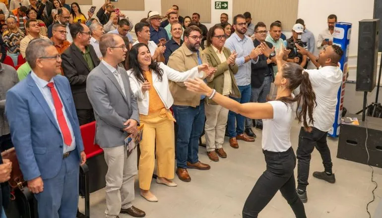 Teixeira de Freitas recebe Caravana do CrediBahia em encontro que fortalece o empreendedorismo e a economia solidária