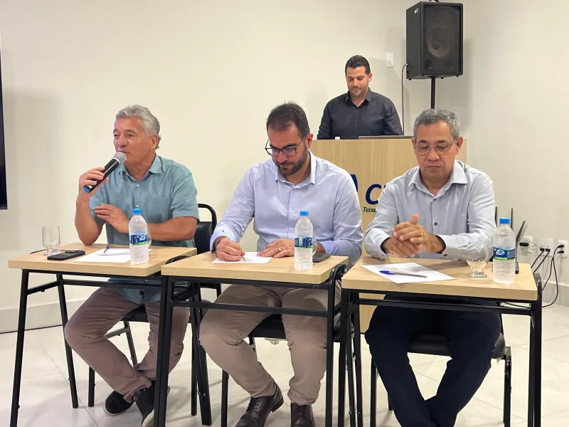 CDL lança Campanha Natal Premiado 2025 em Teixeira de Freitas; você poderá ganhar um Jeep Renegade 