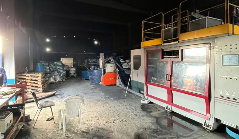 Incêndio atinge galpão no Polo Industrial de Teixeira de Freitas na madrugada deste domingo (21)