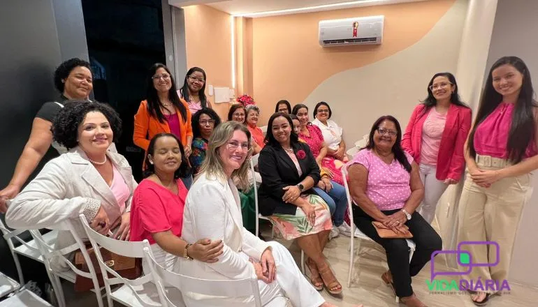 Podoclin realiza primeiro evento em alusão ao Outubro Rosa com tarde de emoção e conscientização Podoclin realiza primeiro evento em alusão ao Outubro Rosa com tarde de emoção e conscientização