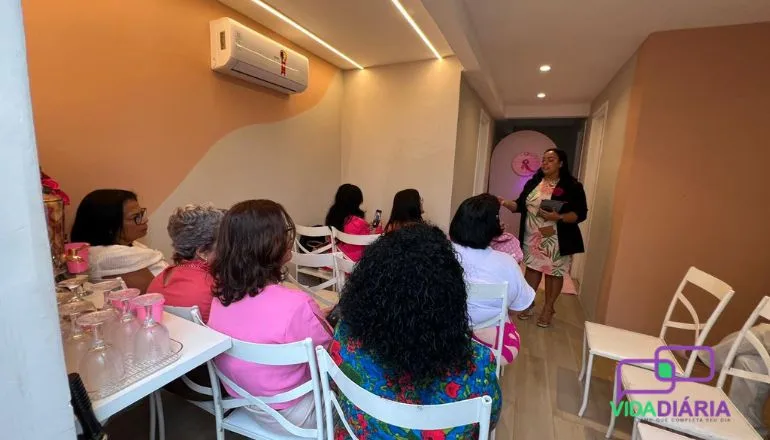Podoclin realiza primeiro evento em alusão ao Outubro Rosa com tarde de emoção e conscientização Podoclin realiza primeiro evento em alusão ao Outubro Rosa com tarde de emoção e conscientização
