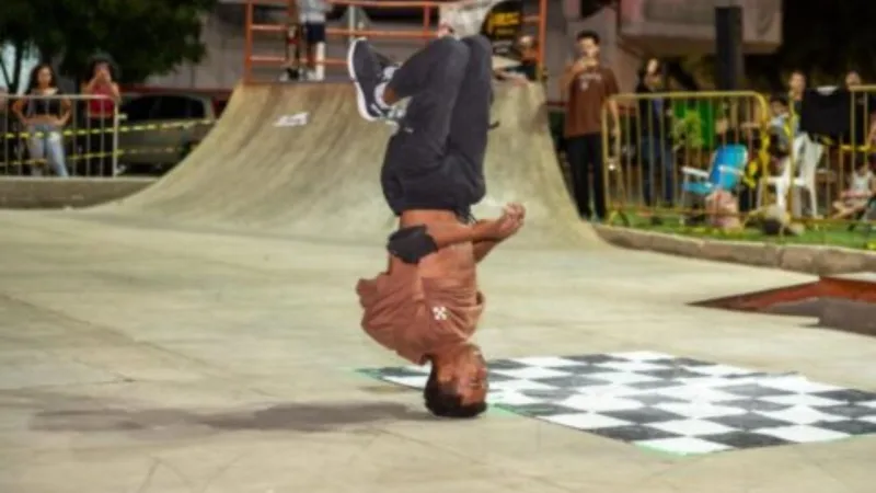 Teixeira de Freitas realizou o 1º Skate Moto Rock Teixeira de Freitas realizou o 1º Skate Moto Rock