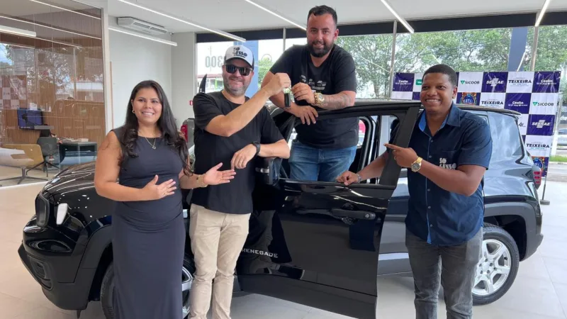 Entrega do Jeep Renegade marca momento emocionante da Campanha Natal Premiado da CDL