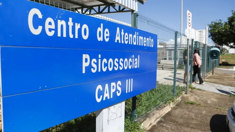 Ministério revisa diretrizes e custeio da rede de saúde mental do SUS Ministério revisa diretrizes e custeio da rede de saúde mental do SUS