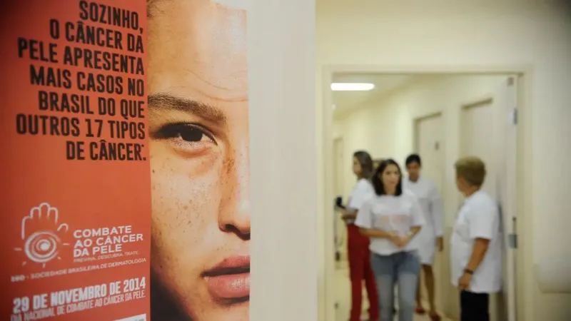 Casos de câncer de pele saltam de 4 mil para mais de 72 mil em 10 anos Casos de câncer de pele saltam de 4 mil para mais de 72 mil em 10 anos