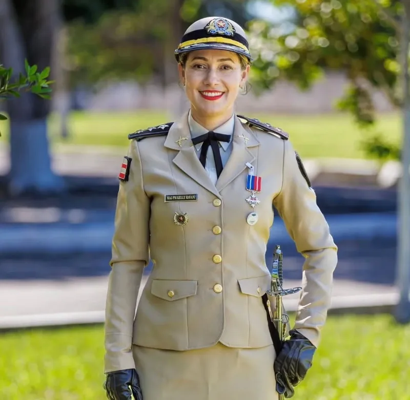 Kelly Ravani é promovida a tenente-coronel da Polícia Militar da Bahia: Primeira mulher do extremo sul a alcançar o posto