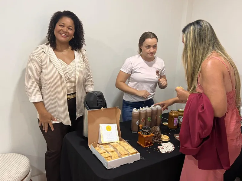 Evento especial celebra as mulheres advogadas da OAB em Teixeira de Freitas com música, cuidados e confraternização