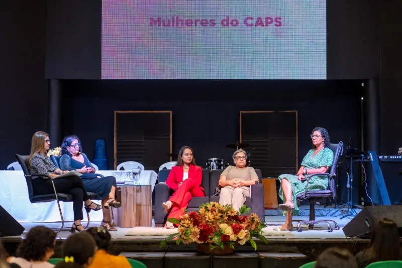 Roda de conversa destaca a importância da saúde mental da mulher em Teixeira de Freitas