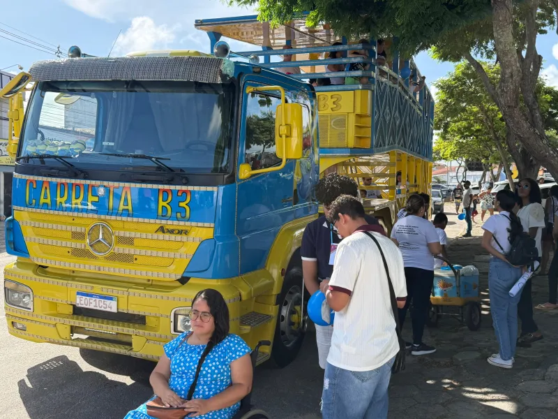 Caminhada pelo Autismo reúne famílias e levanta reivindicações por mais apoio em Teixeira de Freitas   
