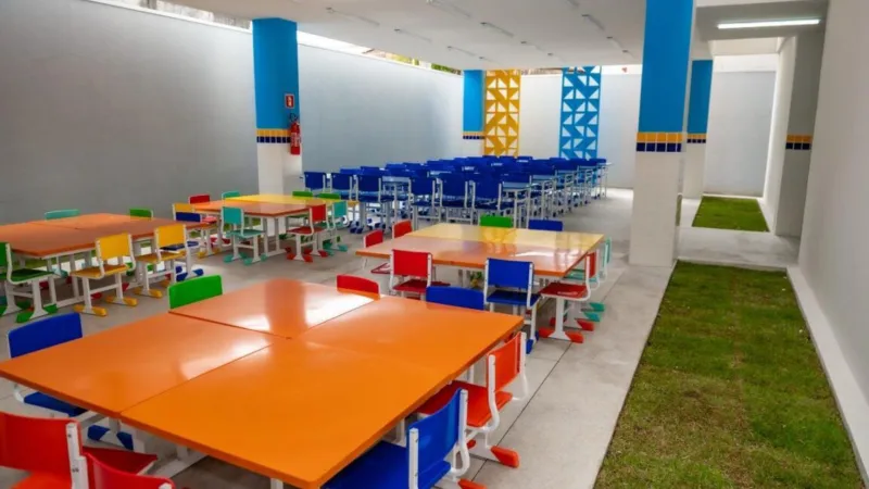 “Estudei aqui há 40 anos”: Prefeito de Teixeira entrega a nova Escola Recreio