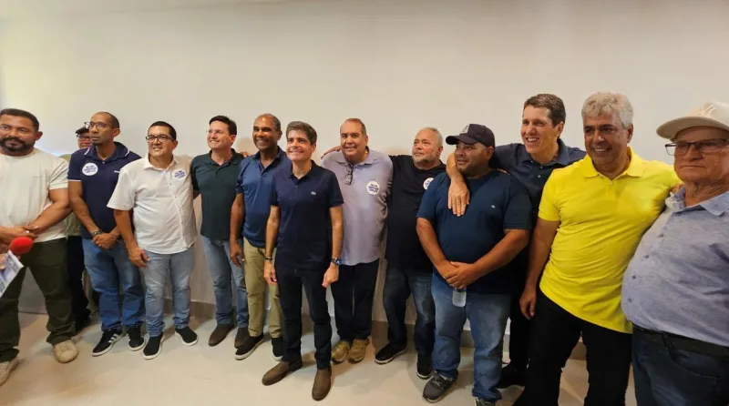 Robertinho reforça confiança em ACM Neto e aposta em parceria para acelerar o desenvolvimento de Mucuri Robertinho reforça confiança em ACM Neto e aposta em parceria para acelerar o desenvolvimento de Mucuri