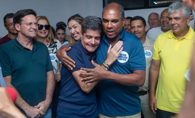 Robertinho reforça confiança em ACM Neto e aposta em parceria para acelerar o desenvolvimento de Mucuri Robertinho reforça confiança em ACM Neto e aposta em parceria para acelerar o desenvolvimento de Mucuri