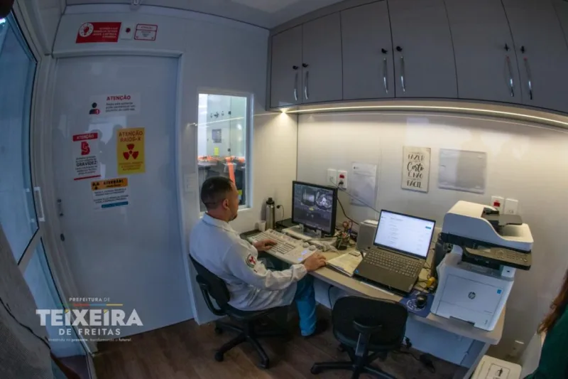 Carreta de Imagem amplia acesso a exames de tomografia e ultrassonografia em Teixeira de Freitas