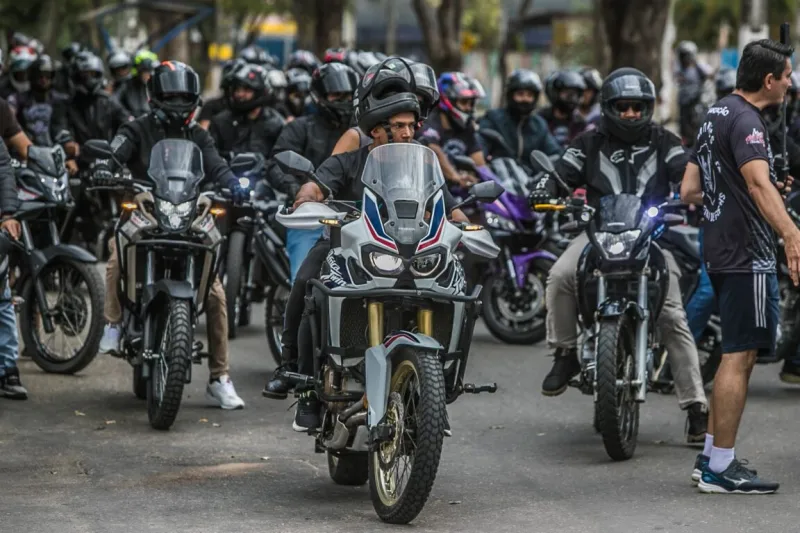 Mais de 270 motociclistas participam do 3º Passeio Motociclístico em Teixeira de Freitas Mais de 270 motociclistas participam do 3º Passeio Motociclístico em Teixeira de Freitas