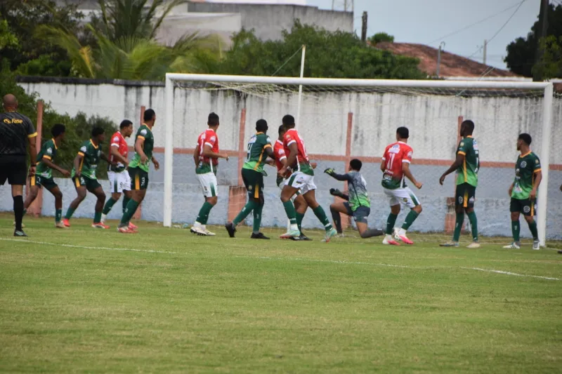 Alcobaça estreia com vitória sobre Caravelas na 1ª Copa Consórcio Construir 2026 Alcobaça estreia com vitória sobre Caravelas na 1ª Copa Consórcio Construir 2026