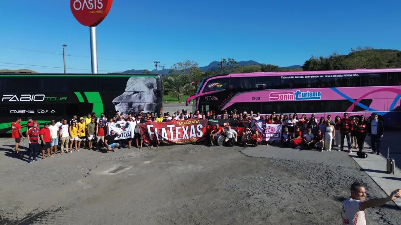 Flatexas e Flagirls levam caravana para partida decisiva do Flamengo na Libertadores Flatexas e Flagirls levam caravana para partida decisiva do Flamengo na Libertadores