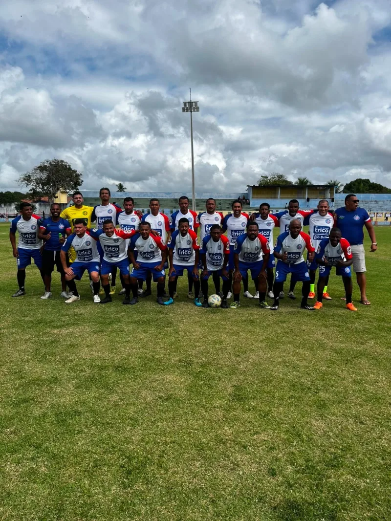 Ponta de Areia vence e segue vivo no Campeonato de Veteranos de Alcobaça 2026 Ponta de Areia vence e segue vivo no Campeonato de Veteranos de Alcobaça 2026